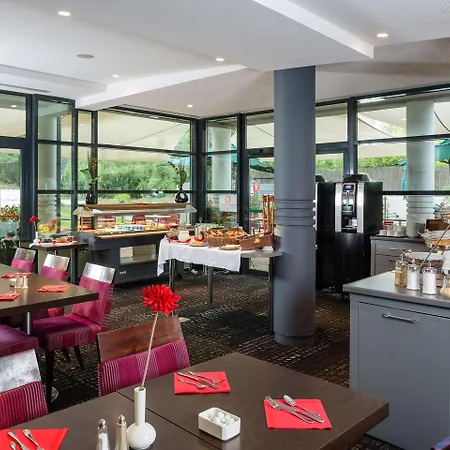 Mercure La Duranne Gare Tgv Отель Экс-ан-Прованс
