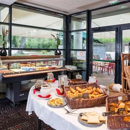 Mercure La Duranne Gare Tgv Отель Экс-ан-Прованс