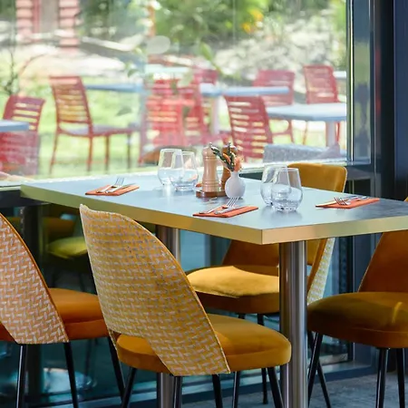 Отель Mercure La Duranne Gare Tgv Экс-ан-Прованс