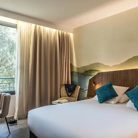 Mercure La Duranne Gare Tgv Отель Экс-ан-Прованс